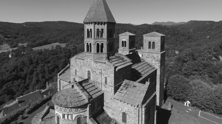 Eglise prieurale / Saint-Nectaire / © OT Sancy